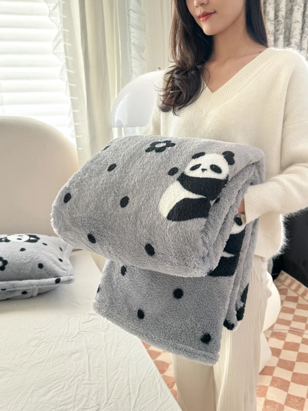 ผ้าห่มขนปุยนุ่มพิมพ์ลายแพนด้า  - Fluffy Fleece Comforter King Size บทวิจารณ์และราคา